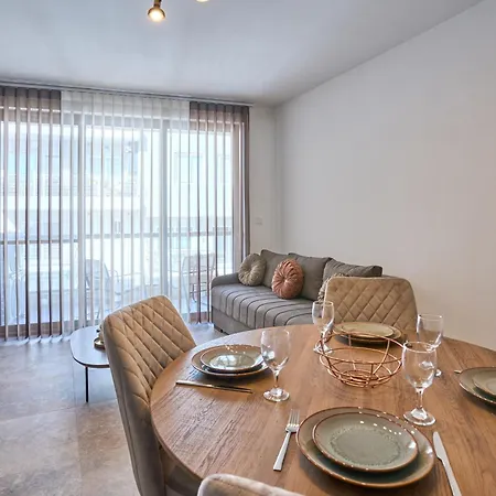 Charming New Modern 1 Bedroom In Swieqi *